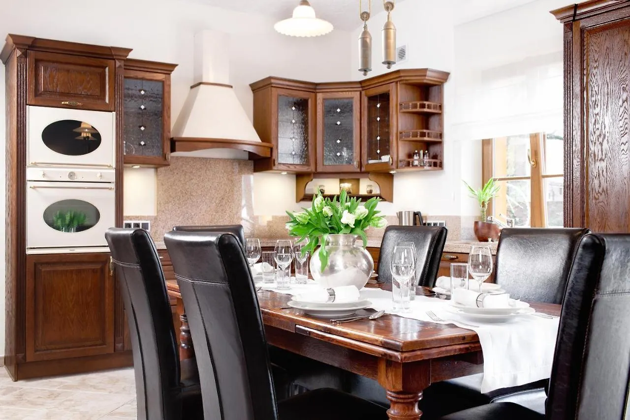 Villa Constantia By Grape Hotel Breslau
